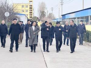 市委常委、副市長(zhǎng)潘開(kāi)名蒞臨洛陽(yáng)正大食品調(diào)研